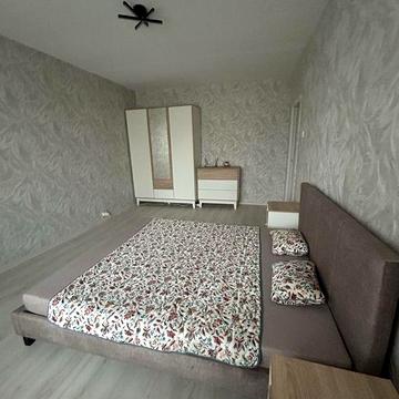 Оренда 2-кімн квартири ( Васильківська, Голосіівська)