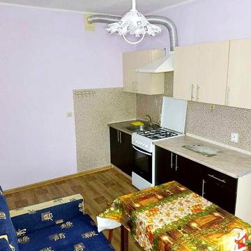 Частина будинку (другий поверх) по вулиці Інститутська, місце для авто