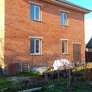 Два будинки. Домоволодіння з великим потенціалом