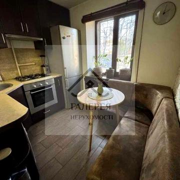 Продаж 2х кімнатної квартири, центр