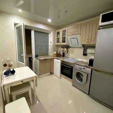 Довгострокова оренда 1к Квартира Тополина вулиця