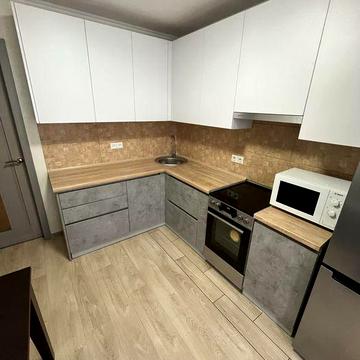 Здається новобудова Спортлайф Митниця