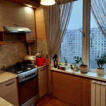 Продам 3к.чешку,капремонт,Фесенковский въезд 8 (404662)