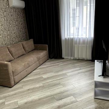 Здається стильна квартира в центрі Вишгорода