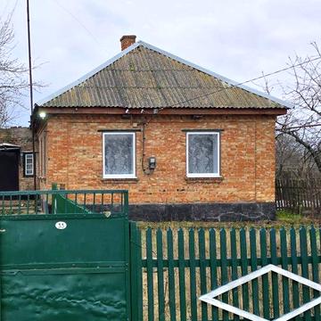 Будинок в селі,60м кв,20 сот землі