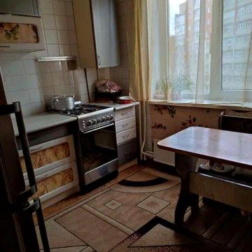 Здам 2х кімнатну квартиру на Дубово!