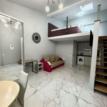 Оренда 1 кім. квартири та кухня студія пл. Кропивницького - Городоцька