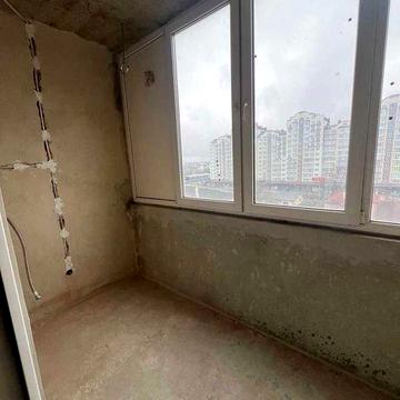 2-кімнатна квартира з чорновим ремонтом_М