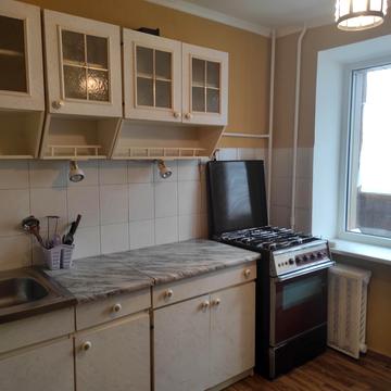 Половецька вул., 12/42