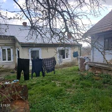 Продається   жилий будинок з ділянкою 17.7сотземлі с.Ямпіль 9км до Льв