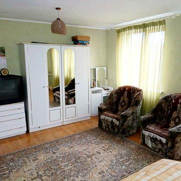 Оренда 2-кім квартири вул. Миру, для 1 чол. + комунальні 1000 грн.