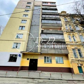 Стрітенська вул., 13