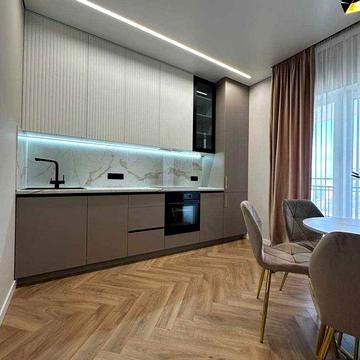 Cдам квартиру в ЖК 61 Жемчужене, кухня-студия и спальня