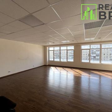 Камянецька вул., 1