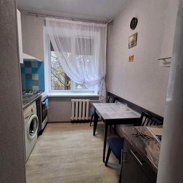 Копилівська 2, Куренівка, оренда просторої 2к, є ГАЗ, низький поверх!