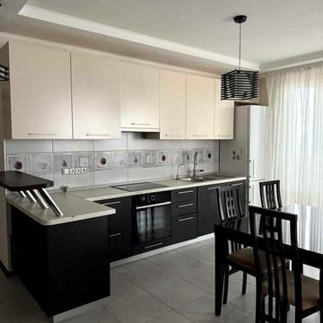 Левада! 2к квартира. 85 м2. Інвертор на світло. Ліфт завжи працює