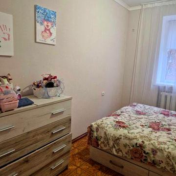 41961 Продаж 2к квартири Південно-захід , Інститутська