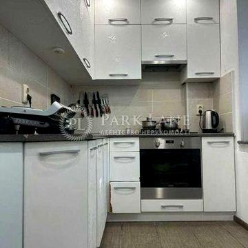 Квартира на Ялтинській, Нова Дарниця, Бориспільська