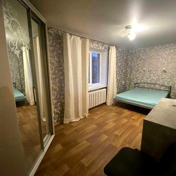 Продам 2к квартиру окремі кімнати вул Героїв Крут / Нагорка / Центр