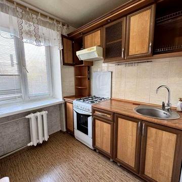 Район Зелена. Здається двокімнатна квартира.