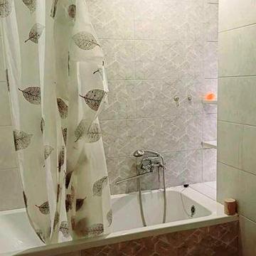 Срочно! 2х комнатная в новом доме на Сахарова