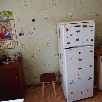 Оренда однокімнатної квартири на Шуменському . Третій поверх .