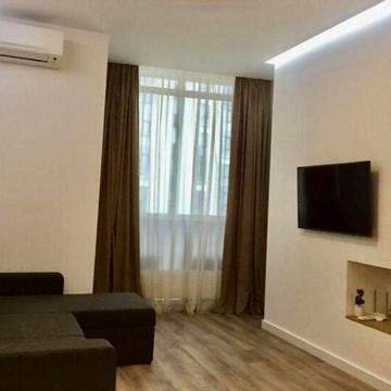 Продам 3-комн квартиру в районе Симферопольская ул.