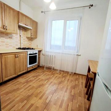 1-кімнатна квартира з ремонтом меблями та технікою - 42500 Дол США