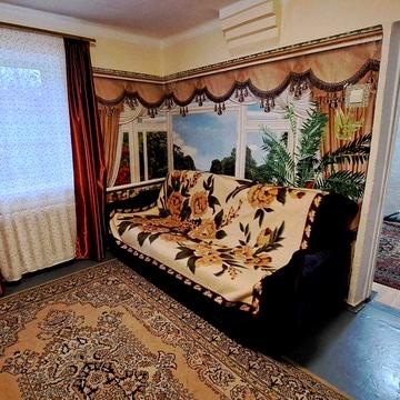 Маленький будинок зі  зручностями