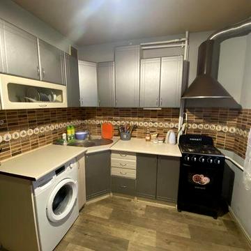 Без% продам 3к. Квартиру двосторонню Боярка,Білогородка,Святопетрівськ