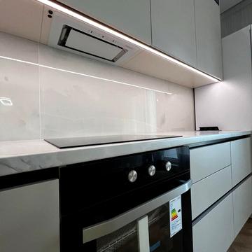 Однокімнатна квартира з ремонтом в Кадор Сіті на Краснова