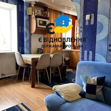 Продаж трикімнатна квартира Яновського.