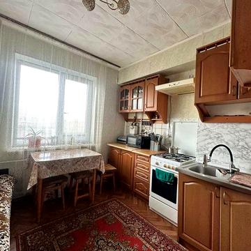 Продаж 1-кімнатна квартира на Незалежності