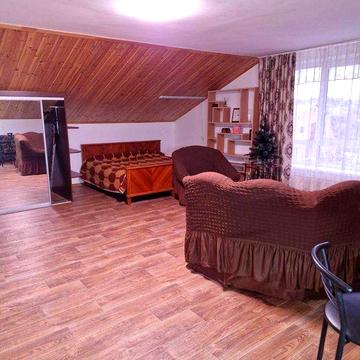 Здам пентхаус з індивідуальним опаленням в центрі