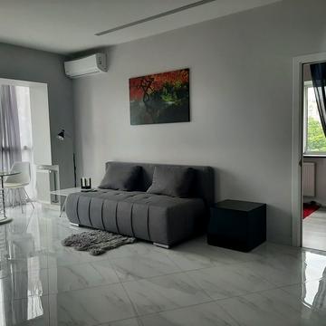 Лесі Українки бульв., 16