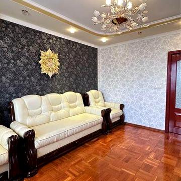 Продаж 3к з  ремонтом , меблями та технікою