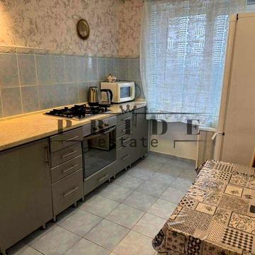 Гарна квартира, на Лісовому проспекті !