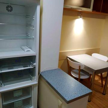 Тёплая 1 ком.кв.-улица Добровольского-можно с ребёнком-от 5000 грн.