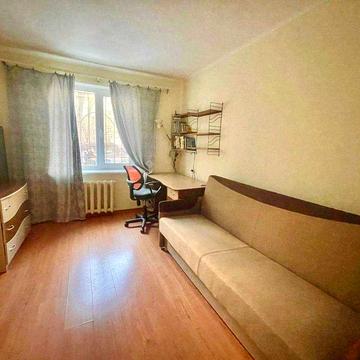 Продам 3-х комнатную квартиру ул. Калиновая.