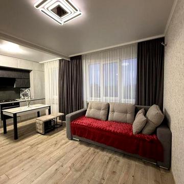 3к квартира 68м2 з євроремонтом та меблями поверх 4/9 мкрн Садовий