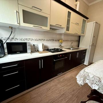 Оренда Квартири,провулок Керамічний,7-В.Метро Деміївська