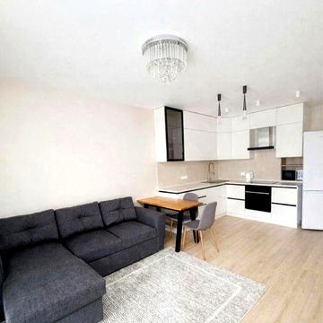 Аренда - квартира  Французкий квартал 2 / предсравинская / печерск