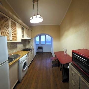 Здаю двокімнатну квартиру новий будинок  вул. Кузнецька закритий двір