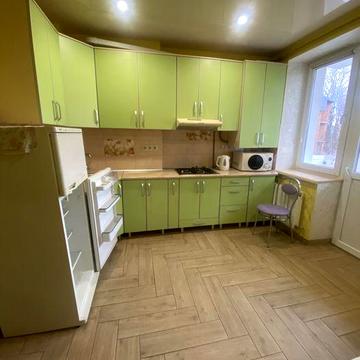 Здається в оренду 1 кімнатна квартира м. Моршин