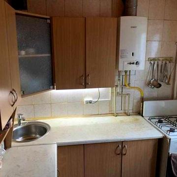 Продам 2 квартиру, в кирпиче, метро Холодная Гора в пешей доступности