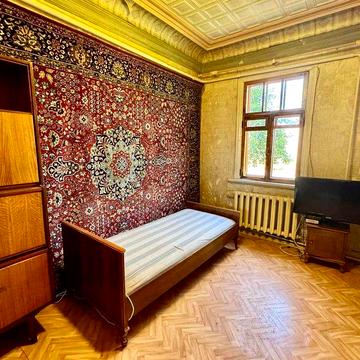 Продам 2 к квартиру у приватному будинку район вул. Польова