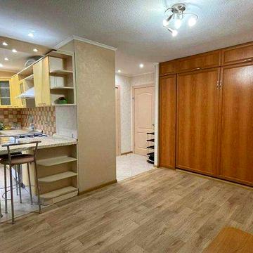 Квартира-студіо поряд з метро Мінська, Оболонь, пр. Оболонський 15 б