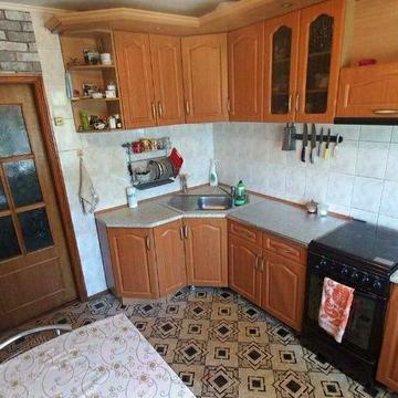 Сдам 2 ком.квар Королева/ Ост."Магазин".2/9 дома.Газ.