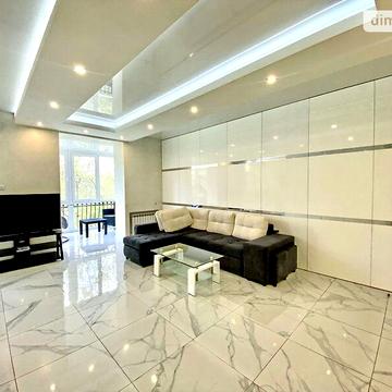 Довгострокова оренда 3к Квартира Соборна вулиця