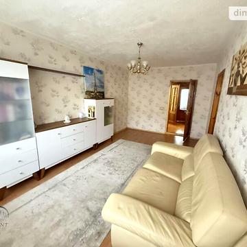 Довгострокова оренда 3к Квартира Соборна вулиця